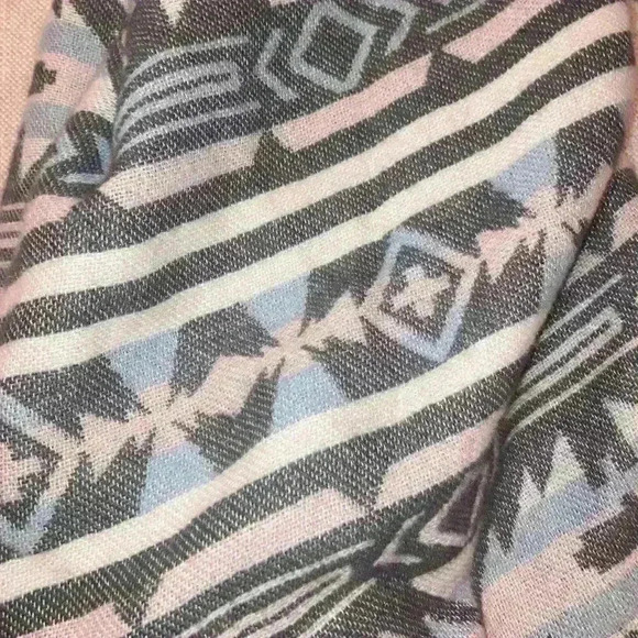 Scarf Shoulder Wrap with Fringe Muted Pastels Aztec - Picture 5 of 6